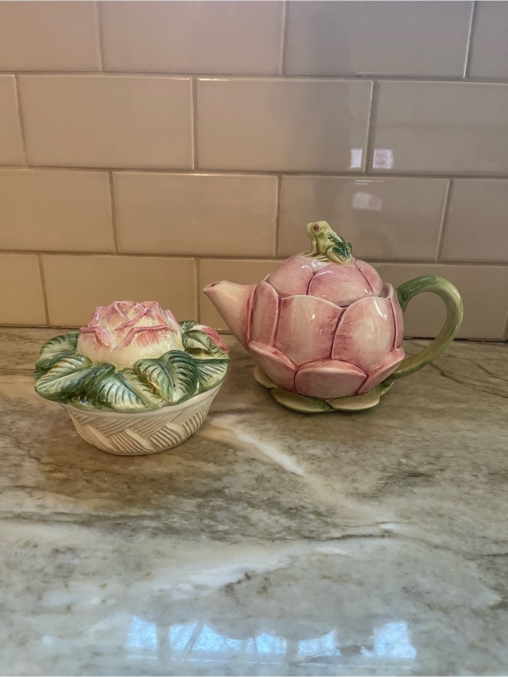San Marino Ceramic frog  Pink Lotus Teapot and Rose Dish made in Italy 🇮🇹